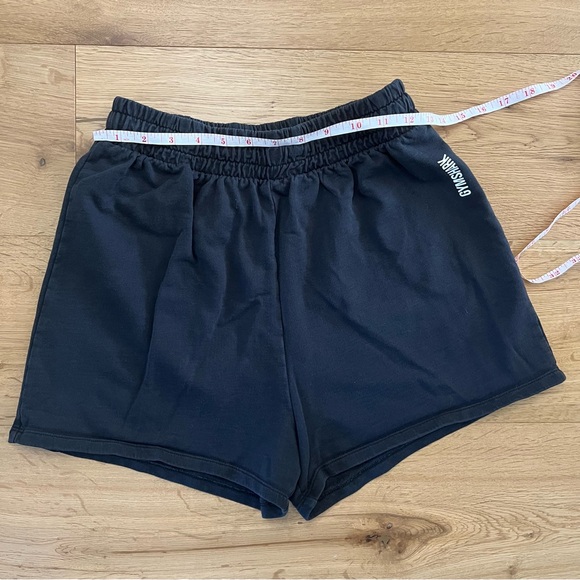 Gymshark short - Picture 5 of 9